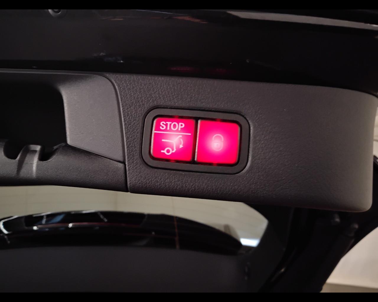 Mercedes-Benz Classe B - W247 2023 - B 180 d AMG Line Advanced Plus auto