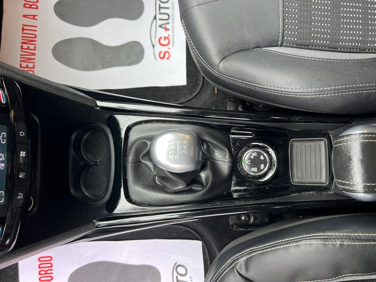 Peugeot 2008 BlueHDi 120 S&S Black Matt