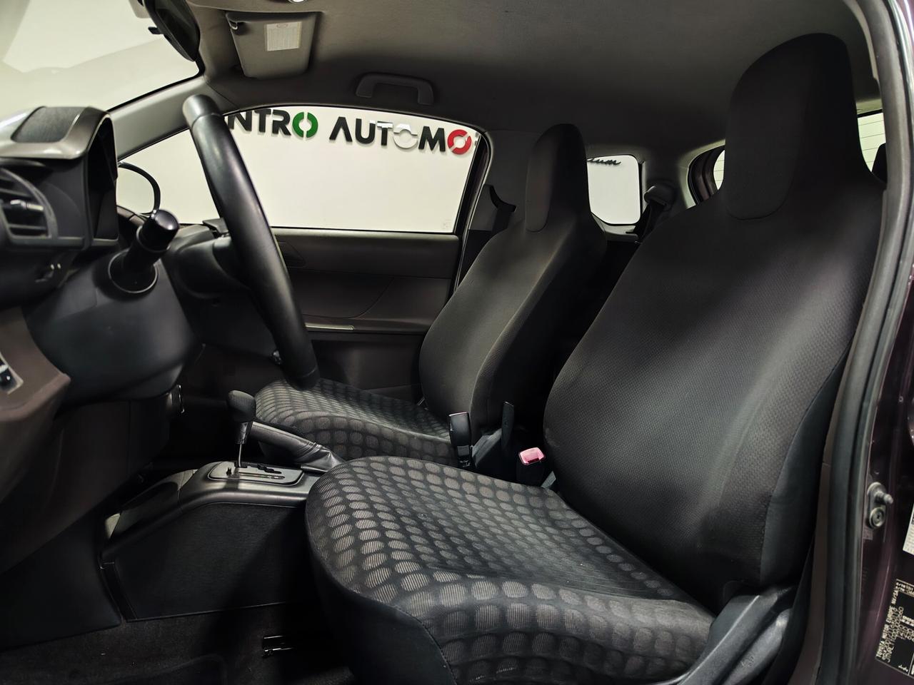 Toyota iQ 1.0 68cv Multidrive Automatica