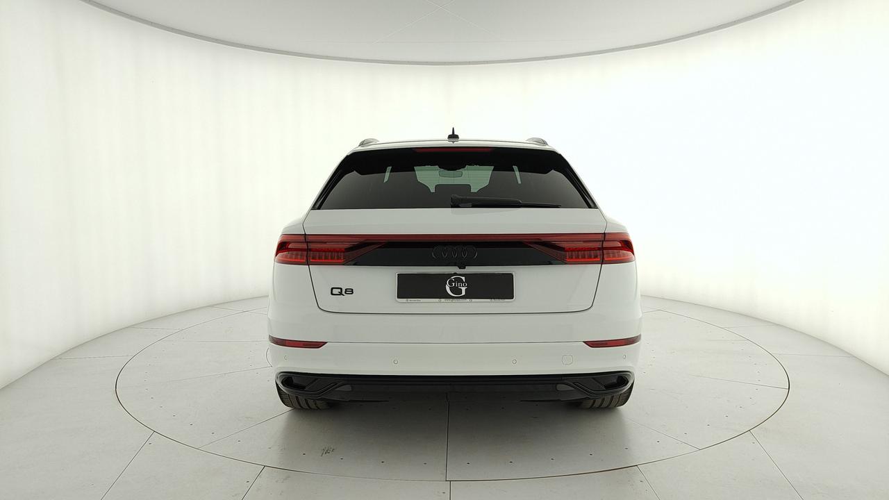 AUDI Q8 55 3.0 tfsi mhev Sport quattro tiptronic