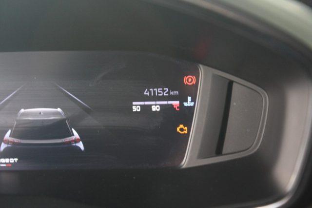 PEUGEOT 2008 PureTech 130 EAT8 Allure