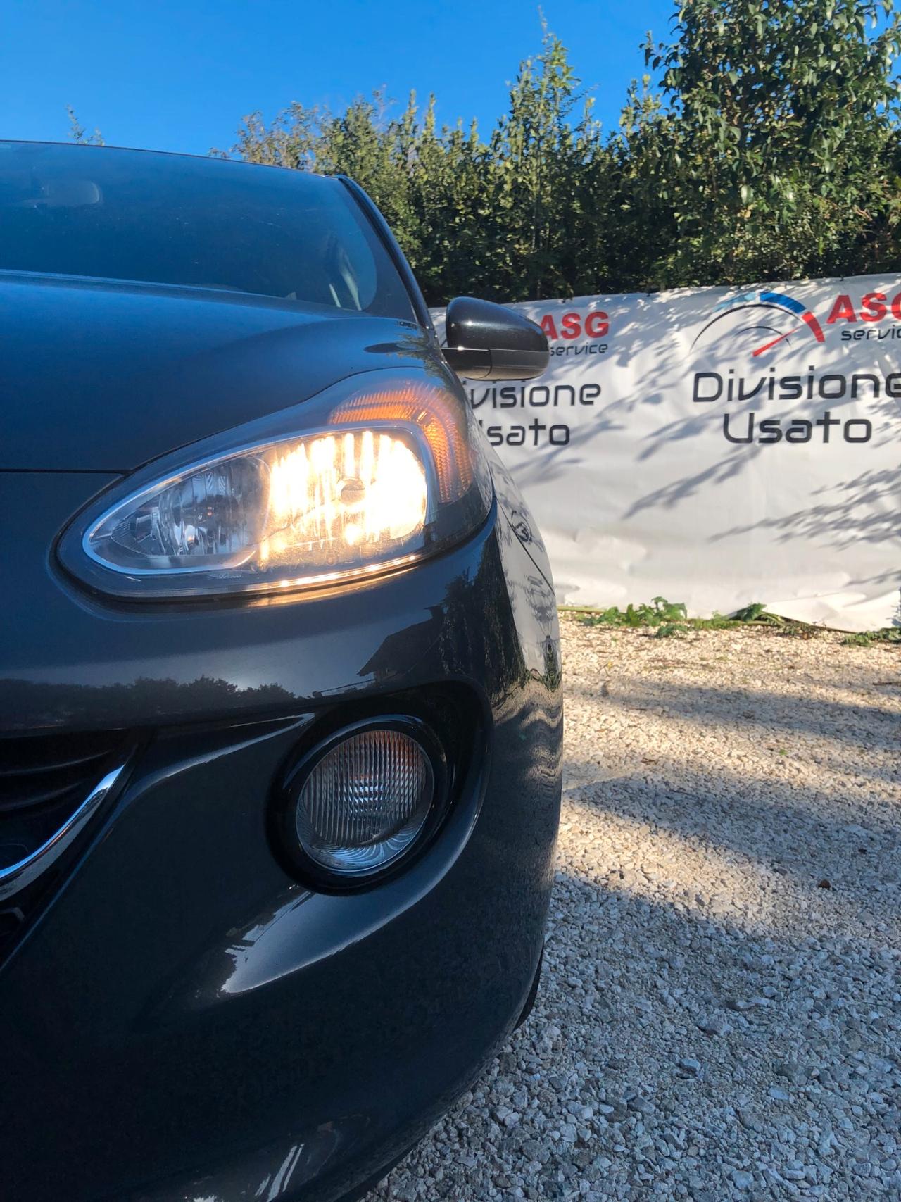 Opel Adam 1.2 70 CV Rock