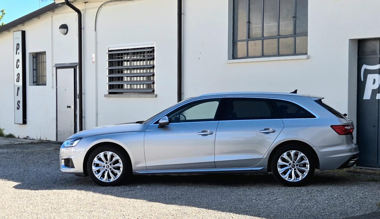 Audi A4 AVANT 2.0 TDI BUSINESS CON + ACCESSORI