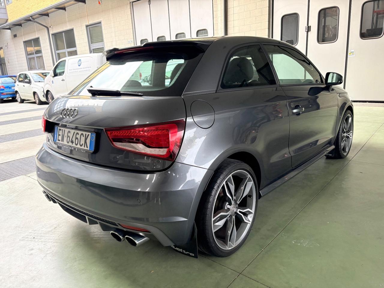 Audi A1 S1 2.0 TFSI quattro manuale