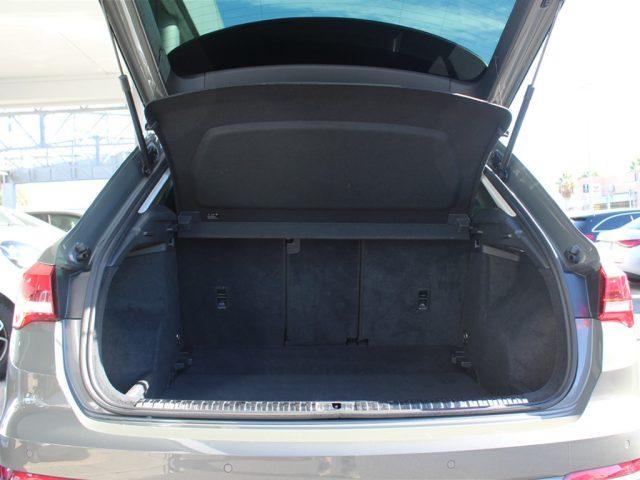 AUDI Q3 35 TDI quattro S tronic S line edition