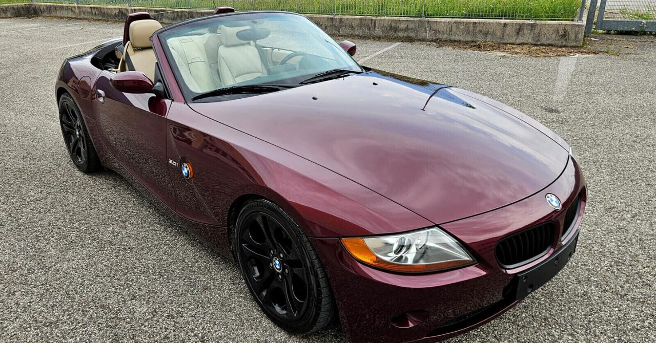 Bmw Z4 3.0i Roadster Merlot-Rot