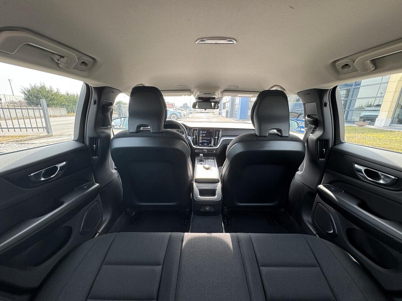 Volvo V60 B4 (Diesel/Hybrid) Momentum Business