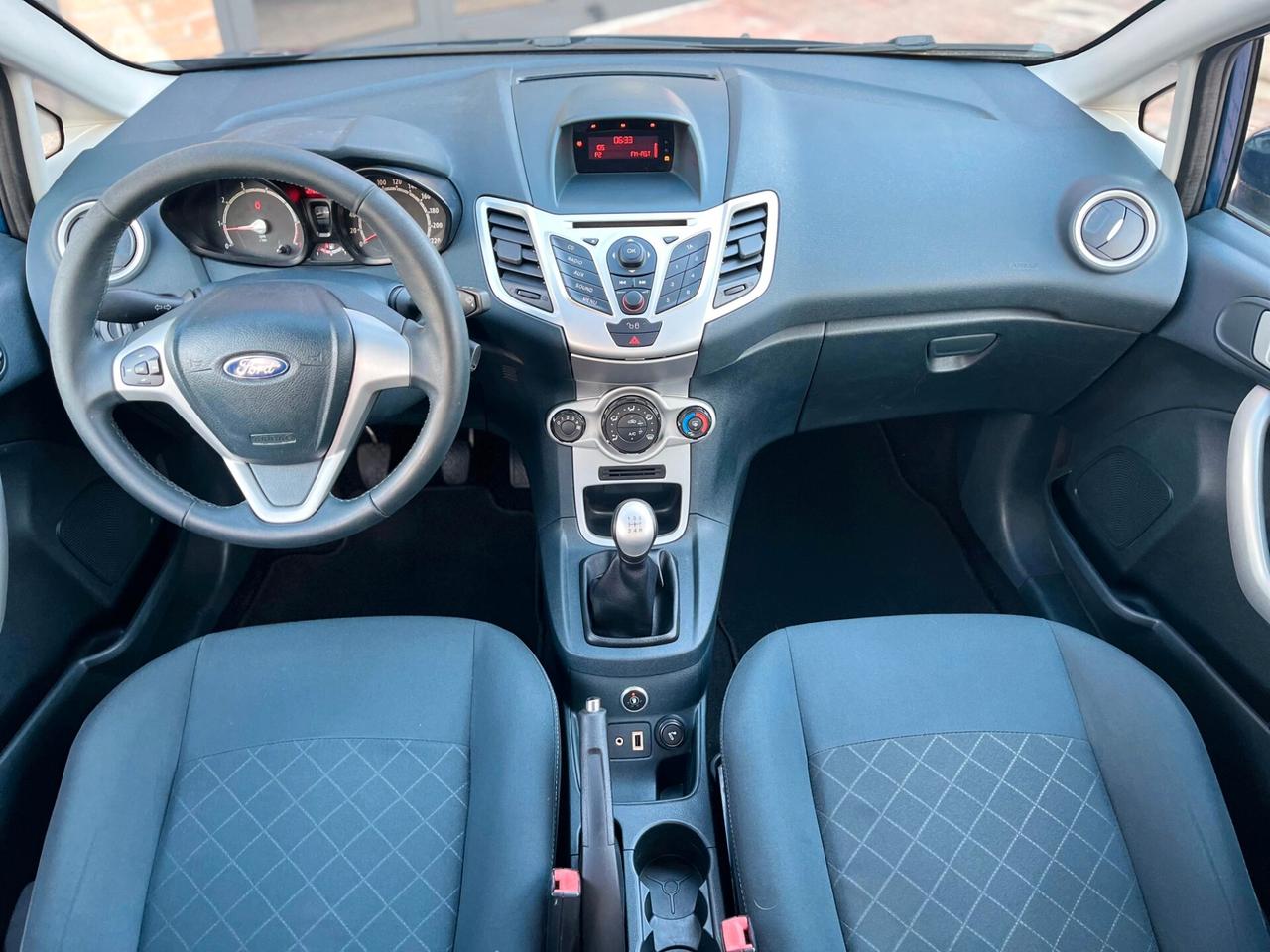 Ford Fiesta 1.4 5 porte GPL Titanium
