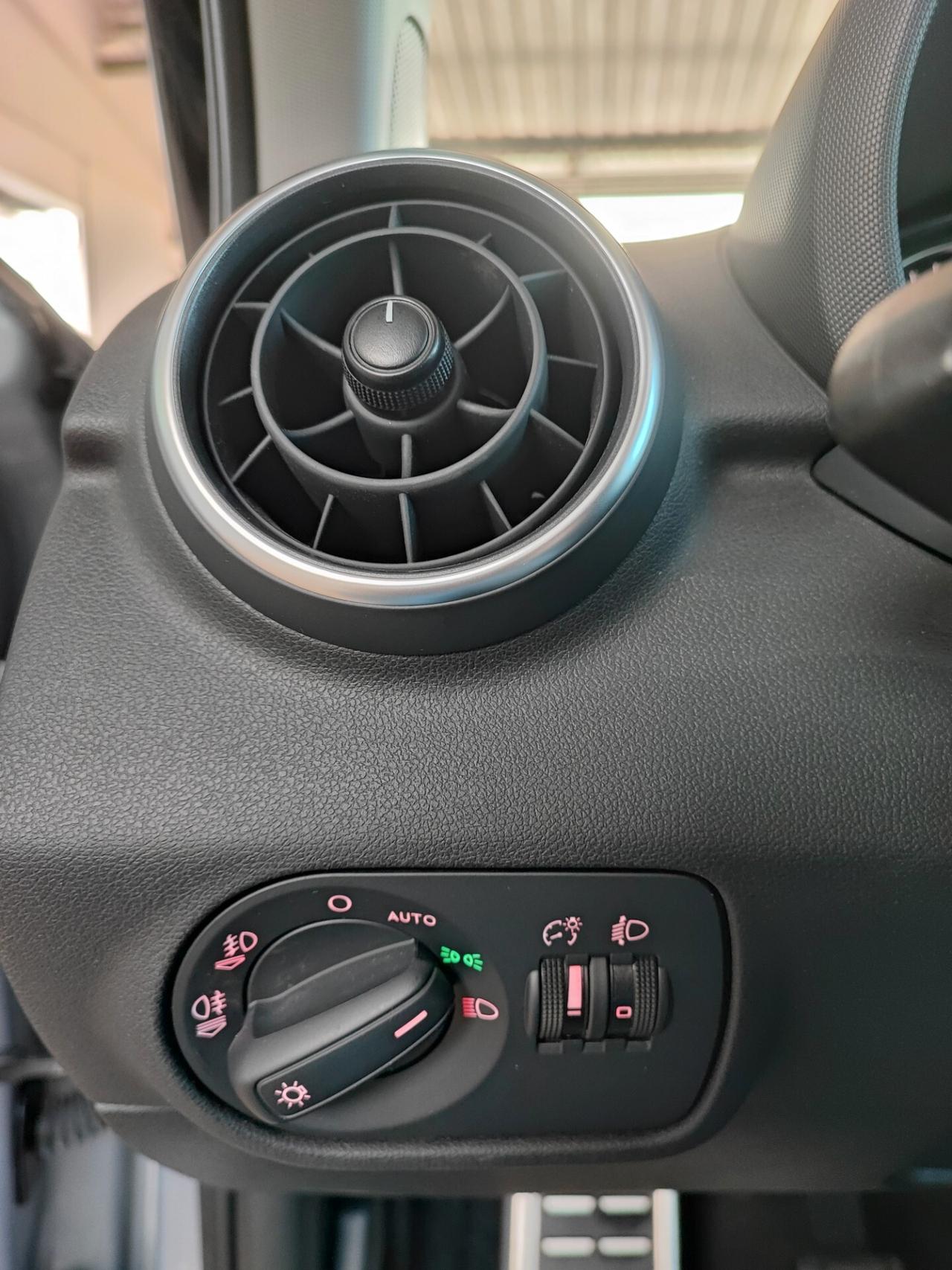 Audi A1 SPB 1.4 TDI Admired