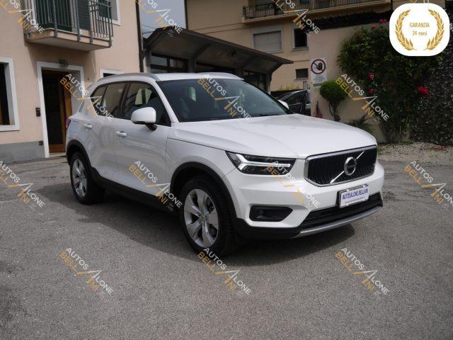 VOLVO XC40 B4 AWD Geartronic Momentum Pro