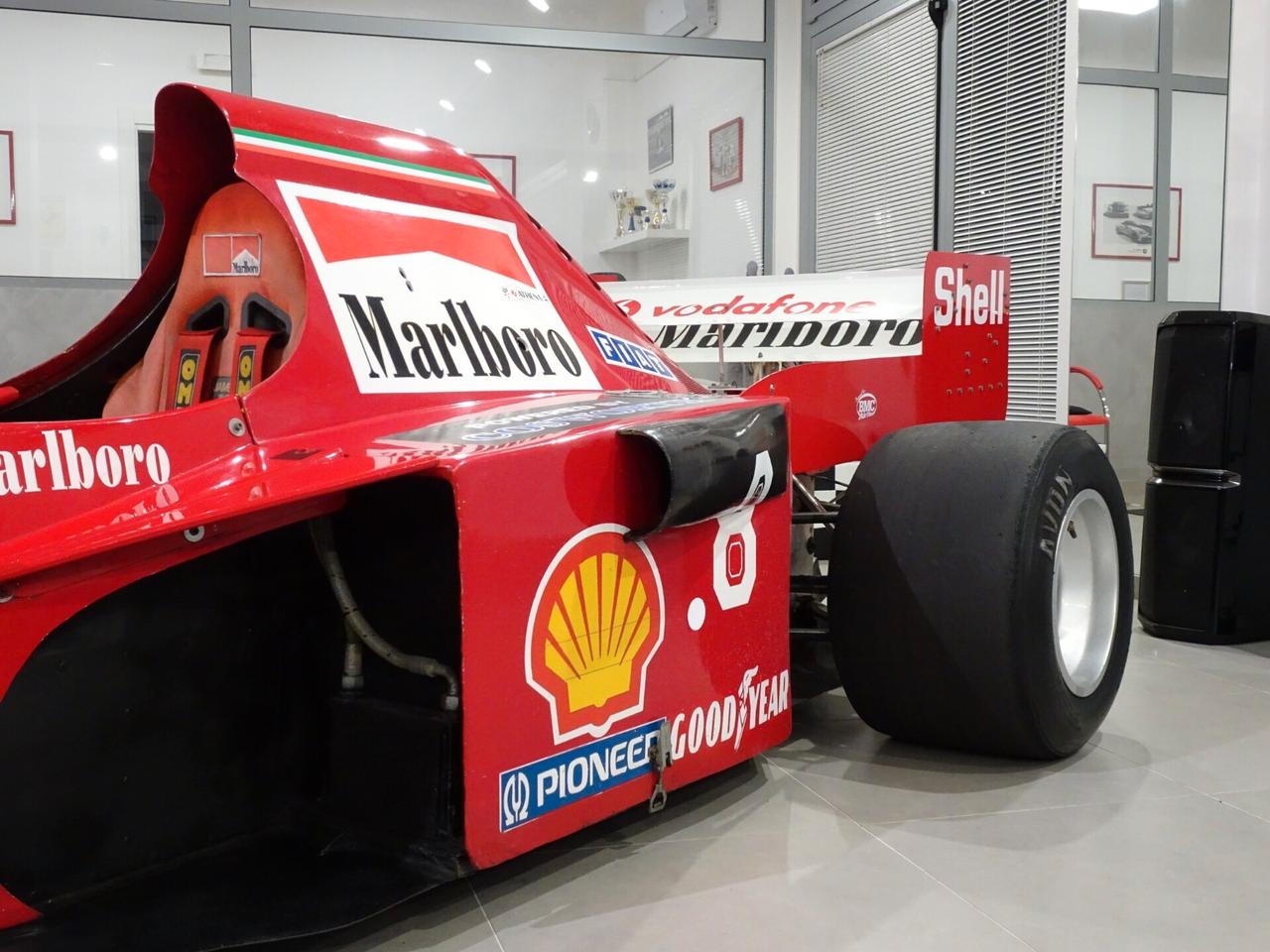 FORMULA prototipo monoposto MOTORE COSWORTH