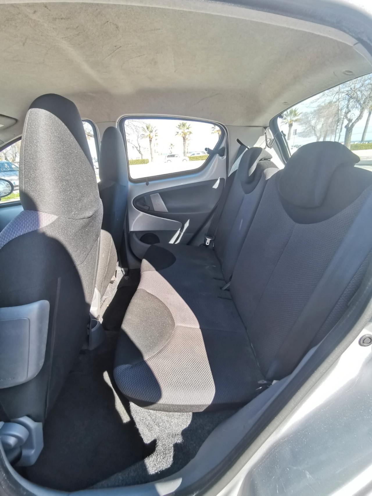 Toyota Aygo 1.0 12V VVT-i 5 porte Sol 2007