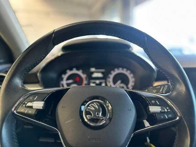 SKODA Fabia 1.0 MPI 80 CV Ambition NEOPATENTATI