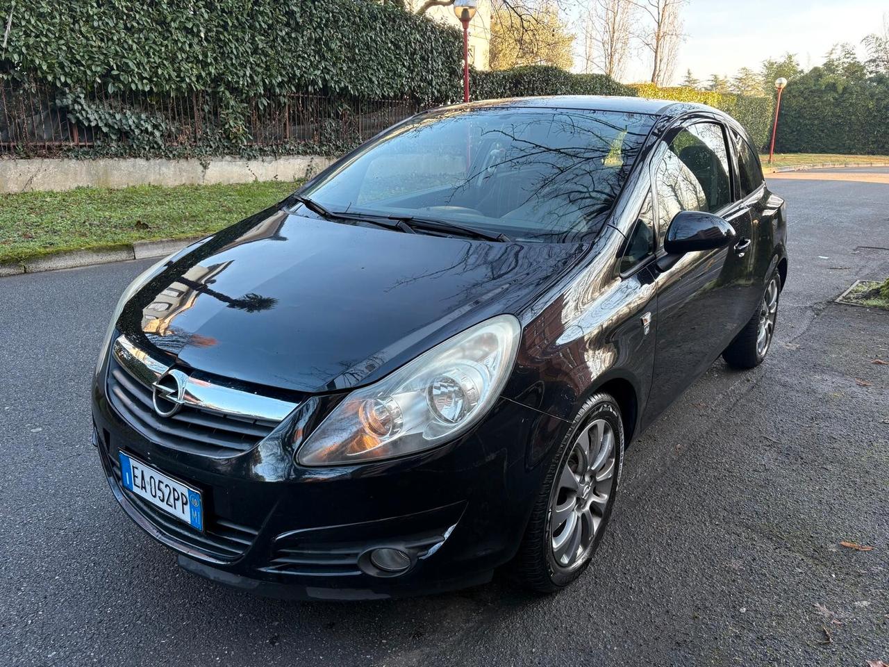 Opel Corsa 1.0 12V 3 porte Club