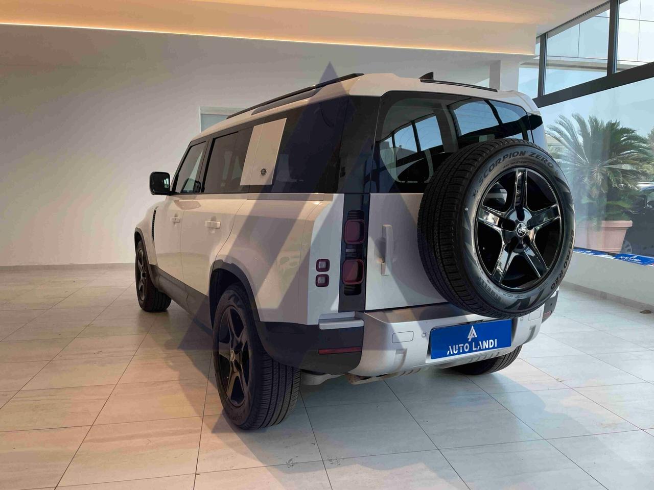 Land Rover Defender 110 3.0D I6 200 CV AWD Auto X-Dynamic HSE