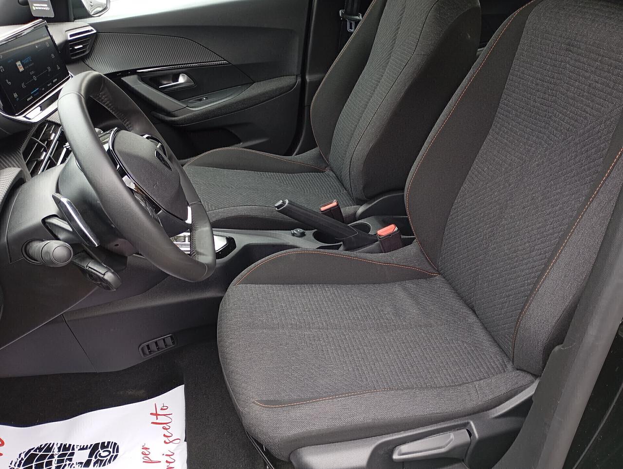 Peugeot 2008 Hybrid 145 e-DCS6 Style