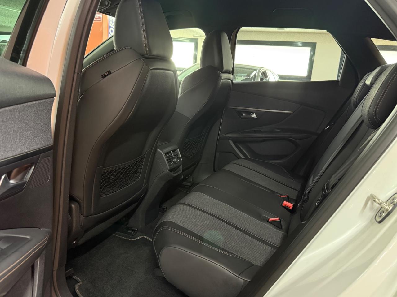 Peugeot 3008 BlueHDi 150 S&S GT Line Gancio Traino