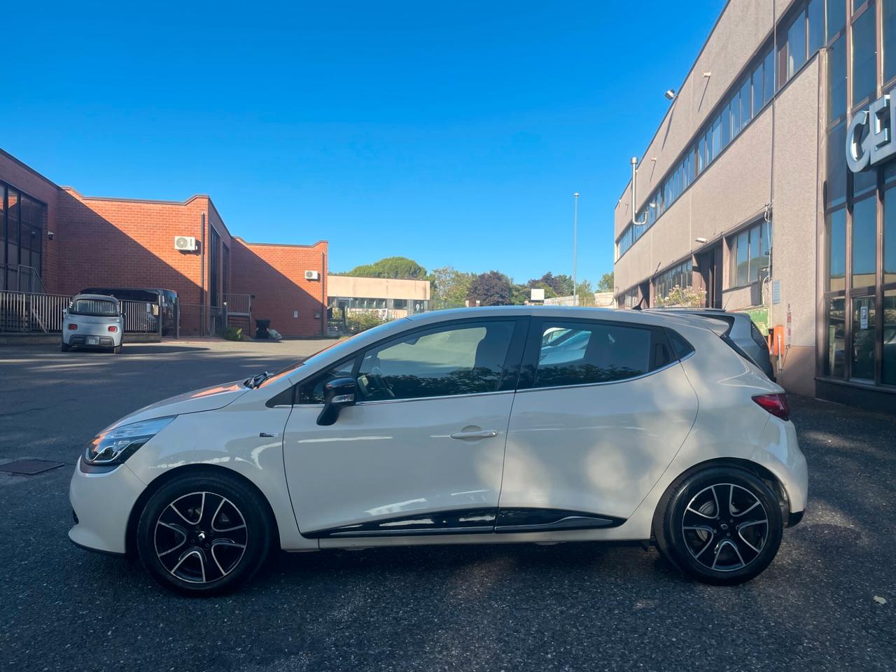 Renault Clio dCi 8V 75CV Start&Stop 5 porte DUEL