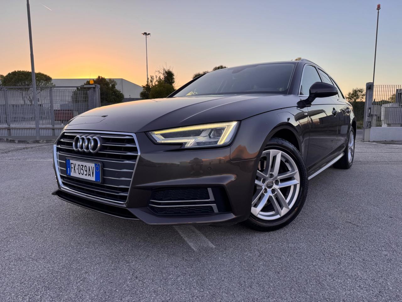 Audi A4 Avant 2.0 TDI 150 CV S tronic Sport Line