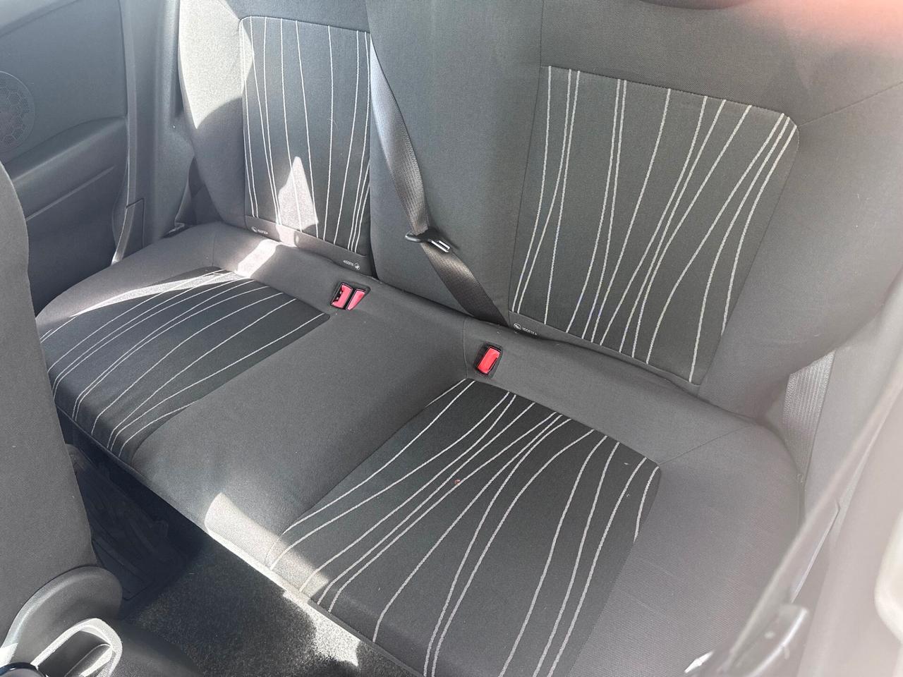 Opel Corsa 1.2 3 porte Club