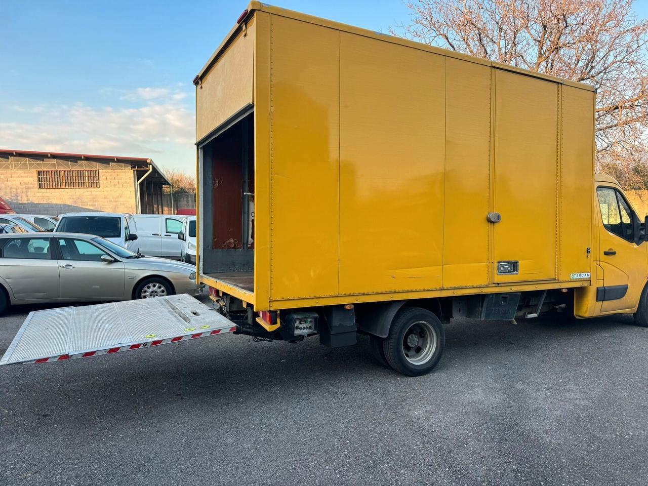 Opel Movano 35 2.3 GEMELLATO CON PEDANA IDRAULICA POSTERIORE