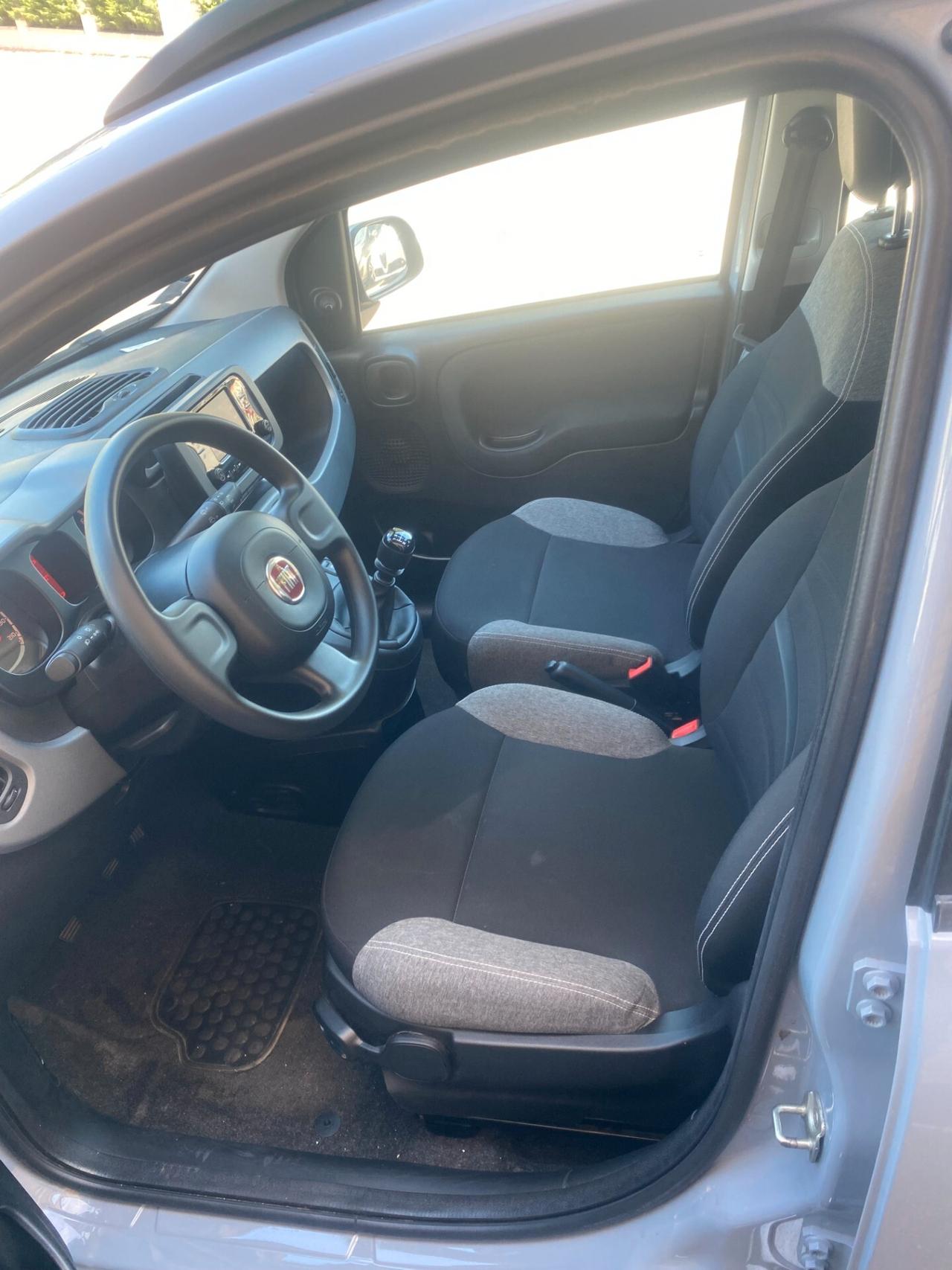 Fiat Panda 1.0 FireFly S&S Hybrid Red