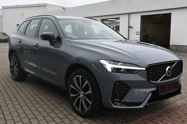 VOLVO XC60 B4 (d) AWD automatico Plus Dark