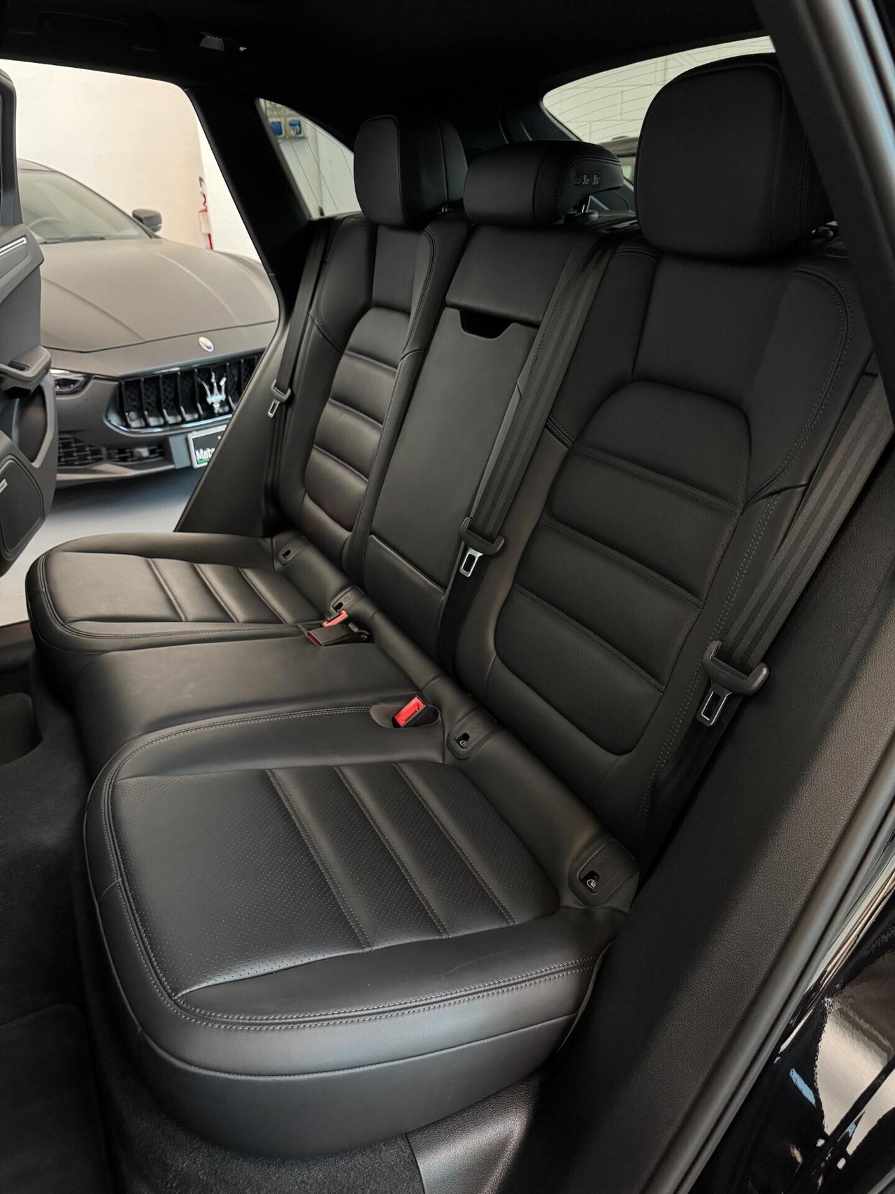 Porsche Macan T 2.0 265cv PASM Impianto BOSE Tetto apribile Navi