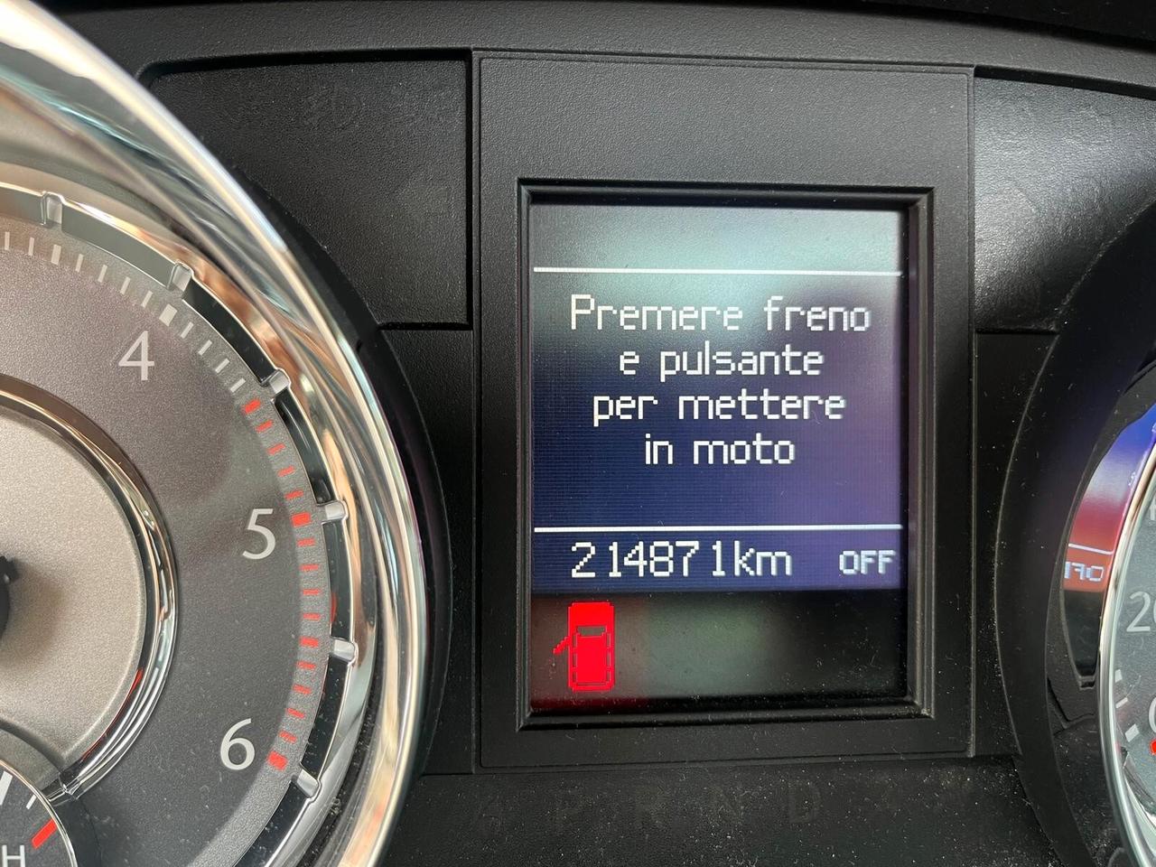 Lancia Voyager 2.8 Turbodiesel 163 CV