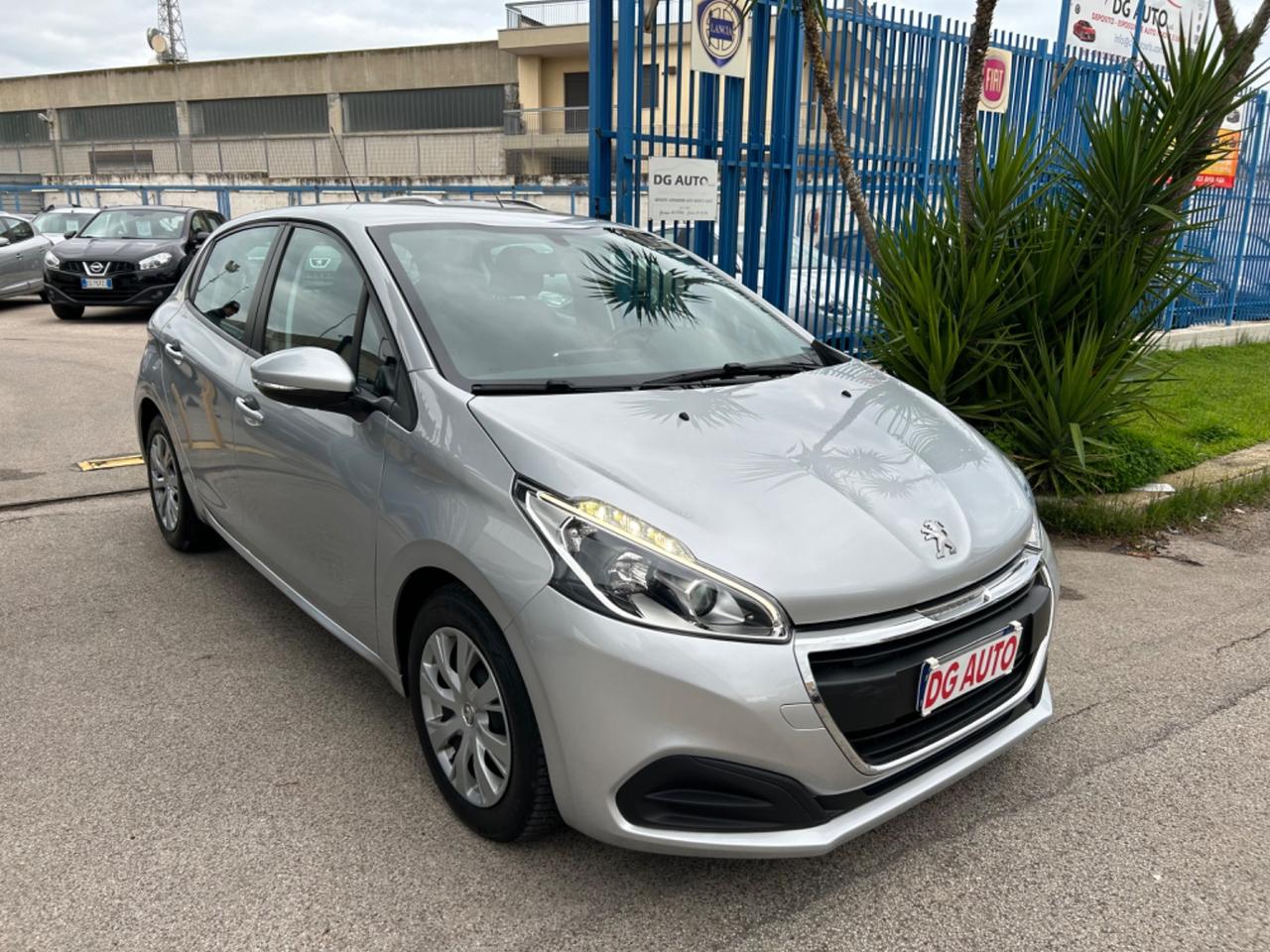 Peugeot 208 BlueHDi 1.6 diesel 75 cv S&amp;S 2016