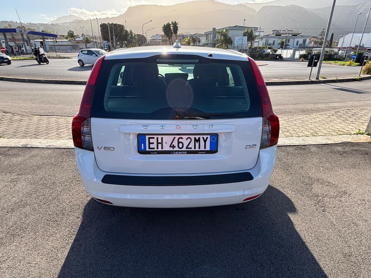 Volvo V50 D4 R-design