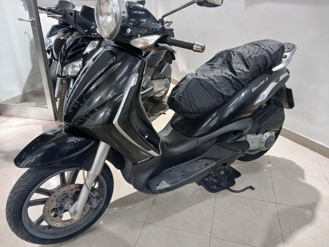 Piaggio Beverly 300 TOURER