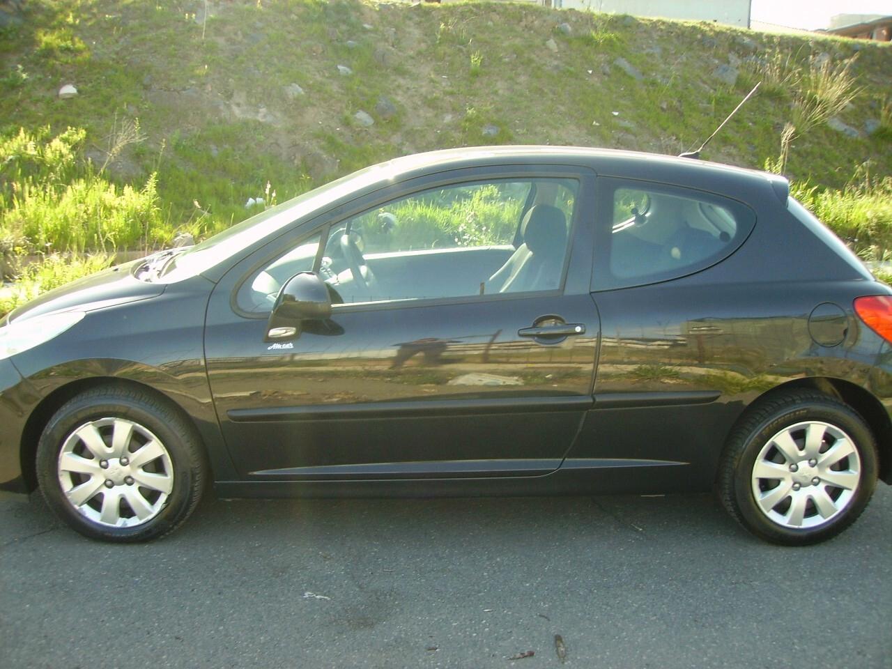 Peugeot 207 1.4HDI A-F-F-A-R-O-N-E 2007