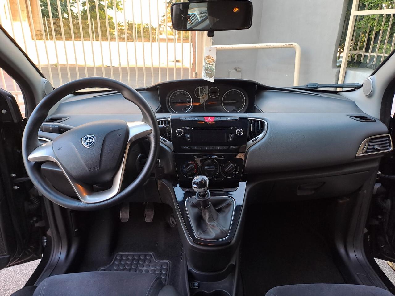 Lancia Ypsilon 1.2 69 CV 5 porte Gold IMP GPL
