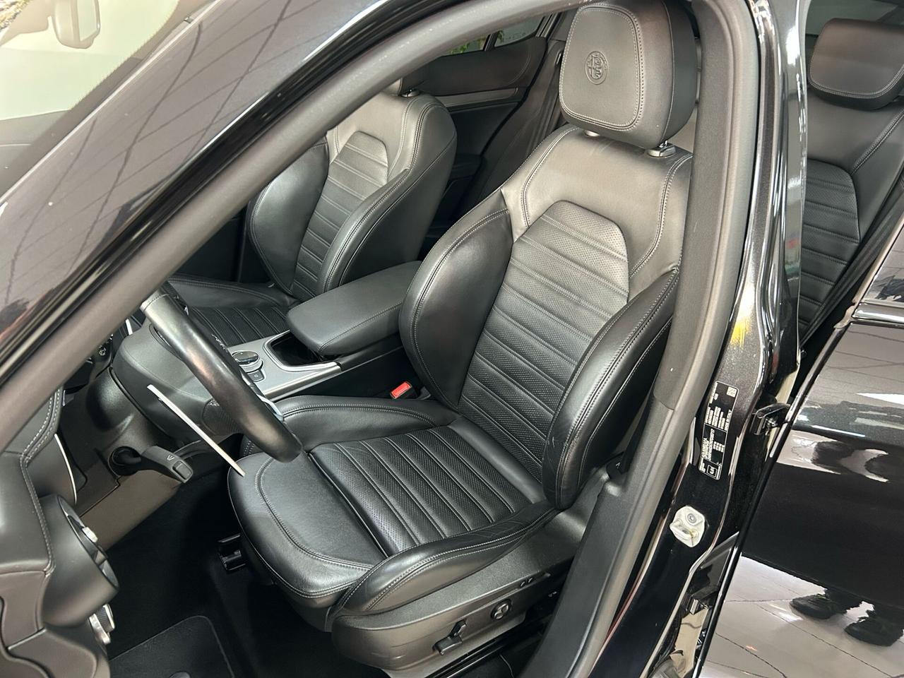 Alfa Romeo Stelvio 2.2 Turbodiesel 210 CV AT8 Q4 Veloce