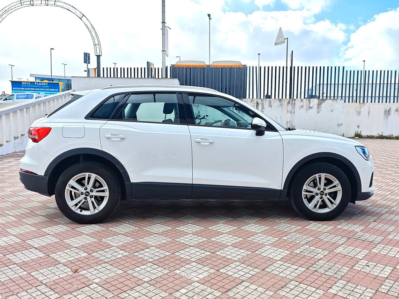 Audi Q3 35 TDI S tronic