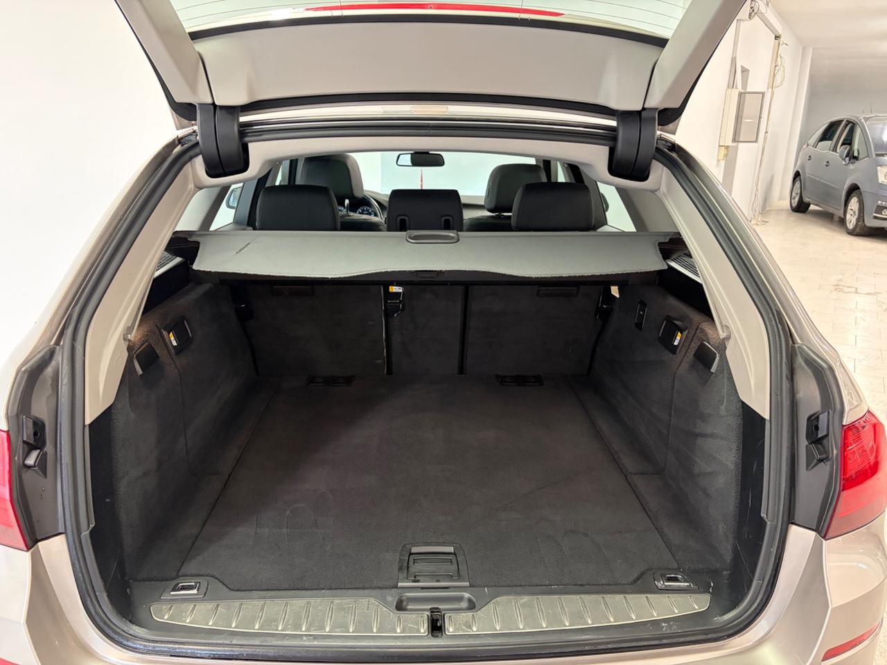 Bmw 520d Touring Futura Aut TETTO APRIBILE