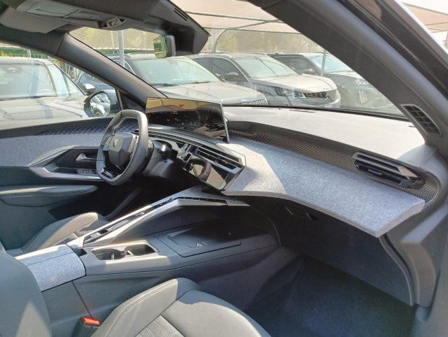 PEUGEOT 5008 Hybrid 136 e-DCS6 GT 7 Posti