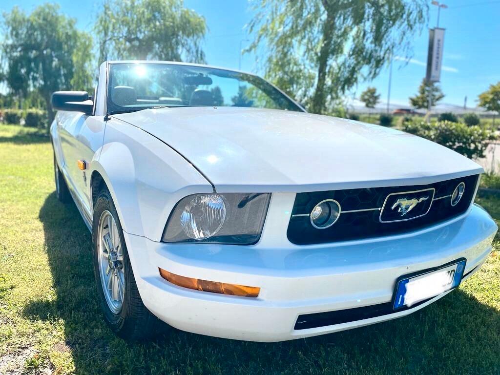 MUSTANG CABRIO 4000