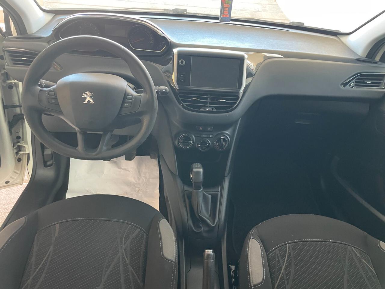 Peugeot 208 1.2 82 CV 61.000 KM! FULL DISTRIBUZIONE NEOPATENTATI