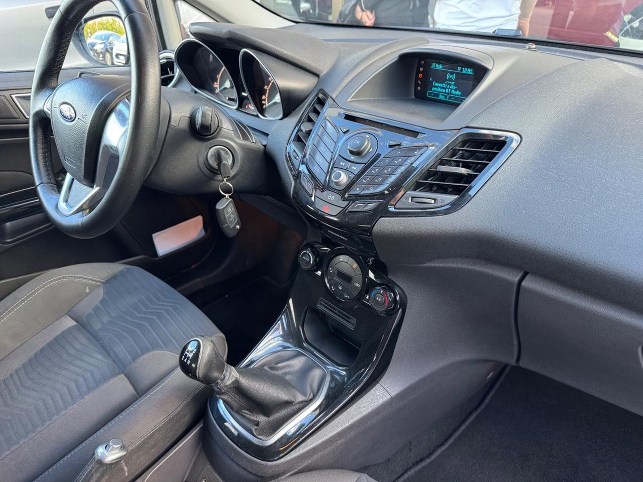 Ford Fiesta 1.5 TDCi 75CV 5 porte Titanium