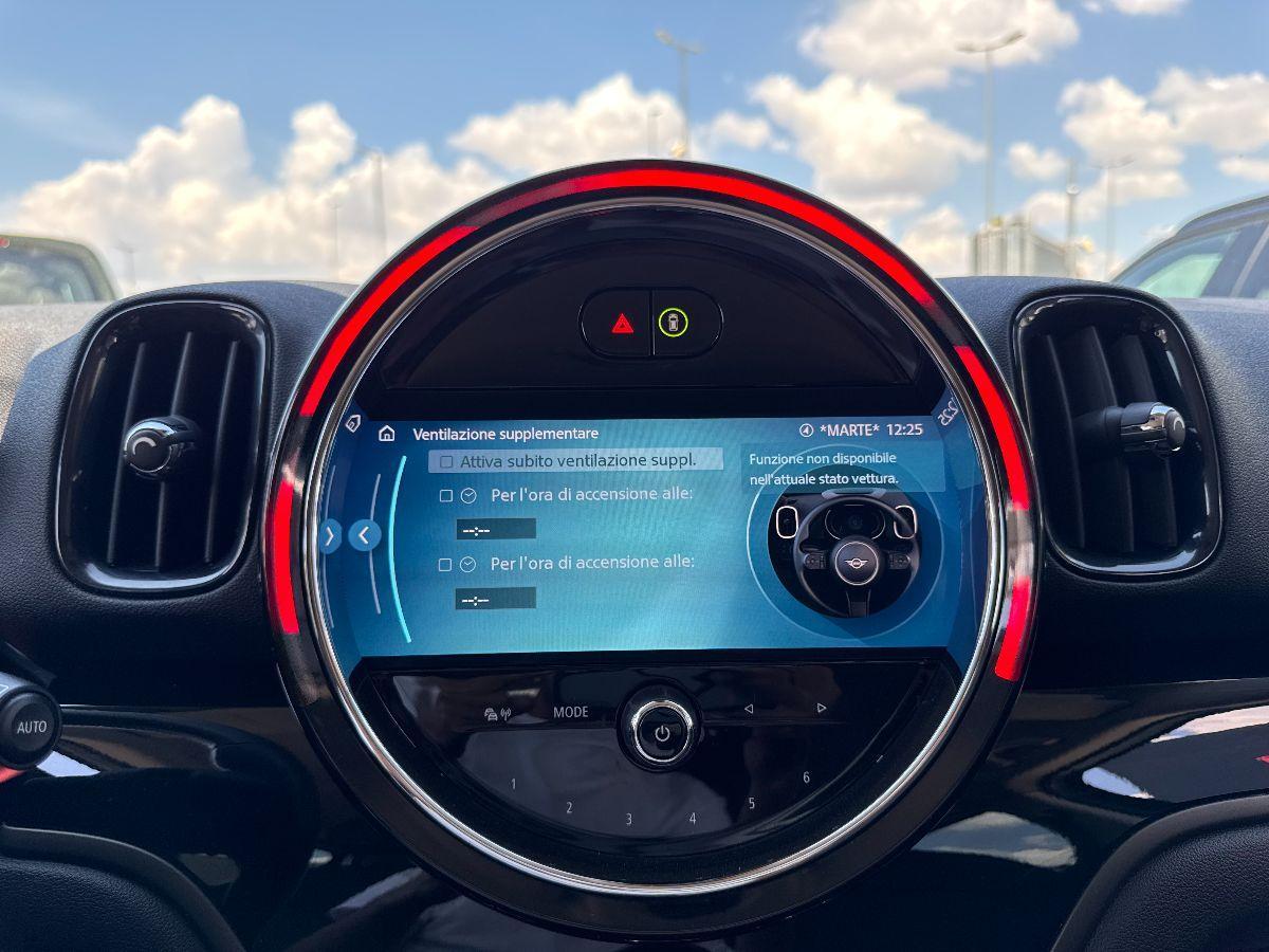 MINI - Countryman Mini 2.0 Cooper D auto#FARI FULL LED!