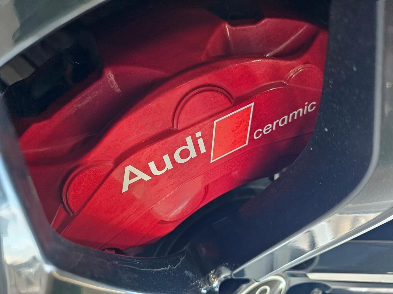 Audi Q8 SQ8 TFSI quattro tiptronic