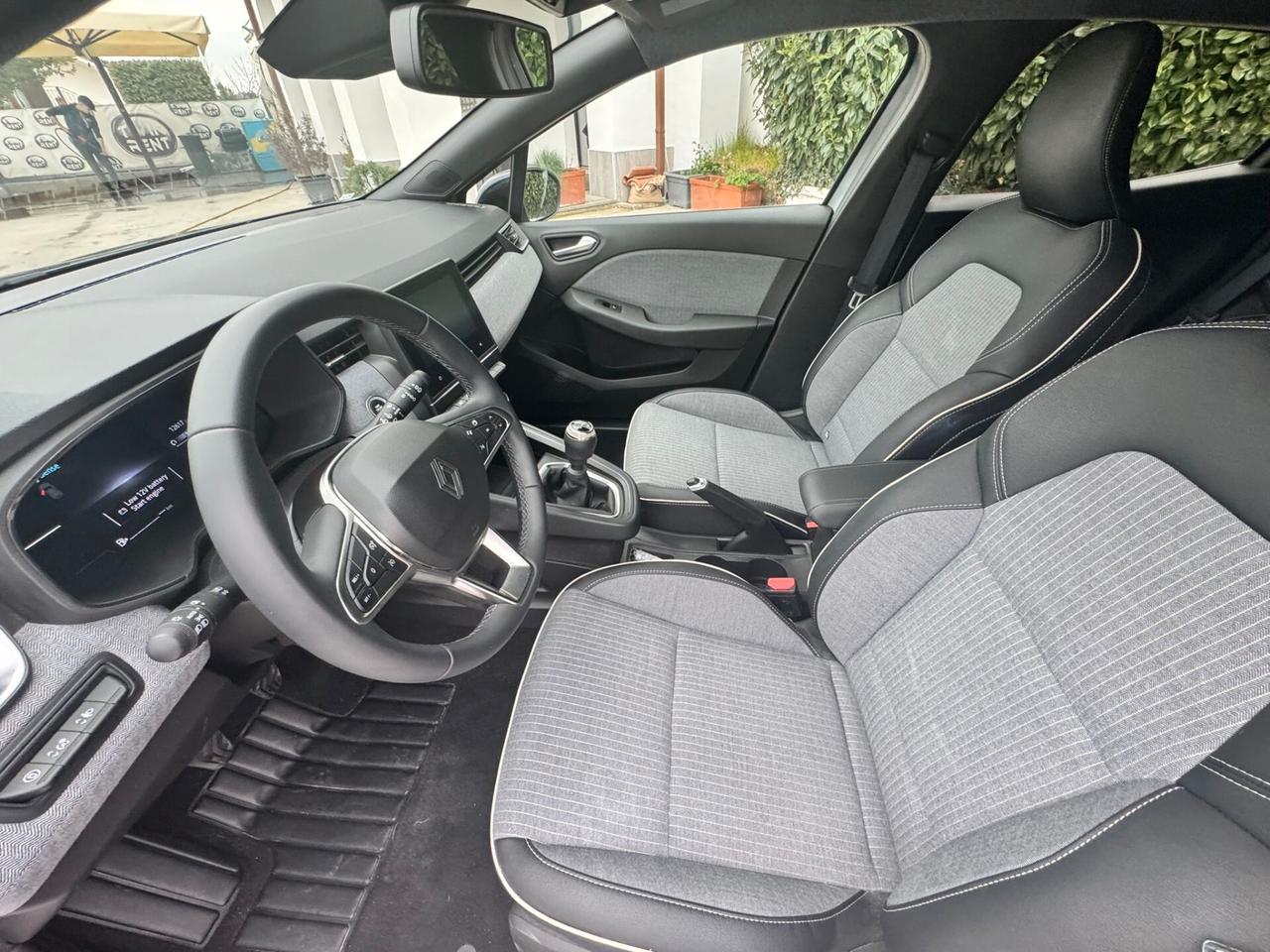 Renault Clio TCe 90 CV 5 porte Techno