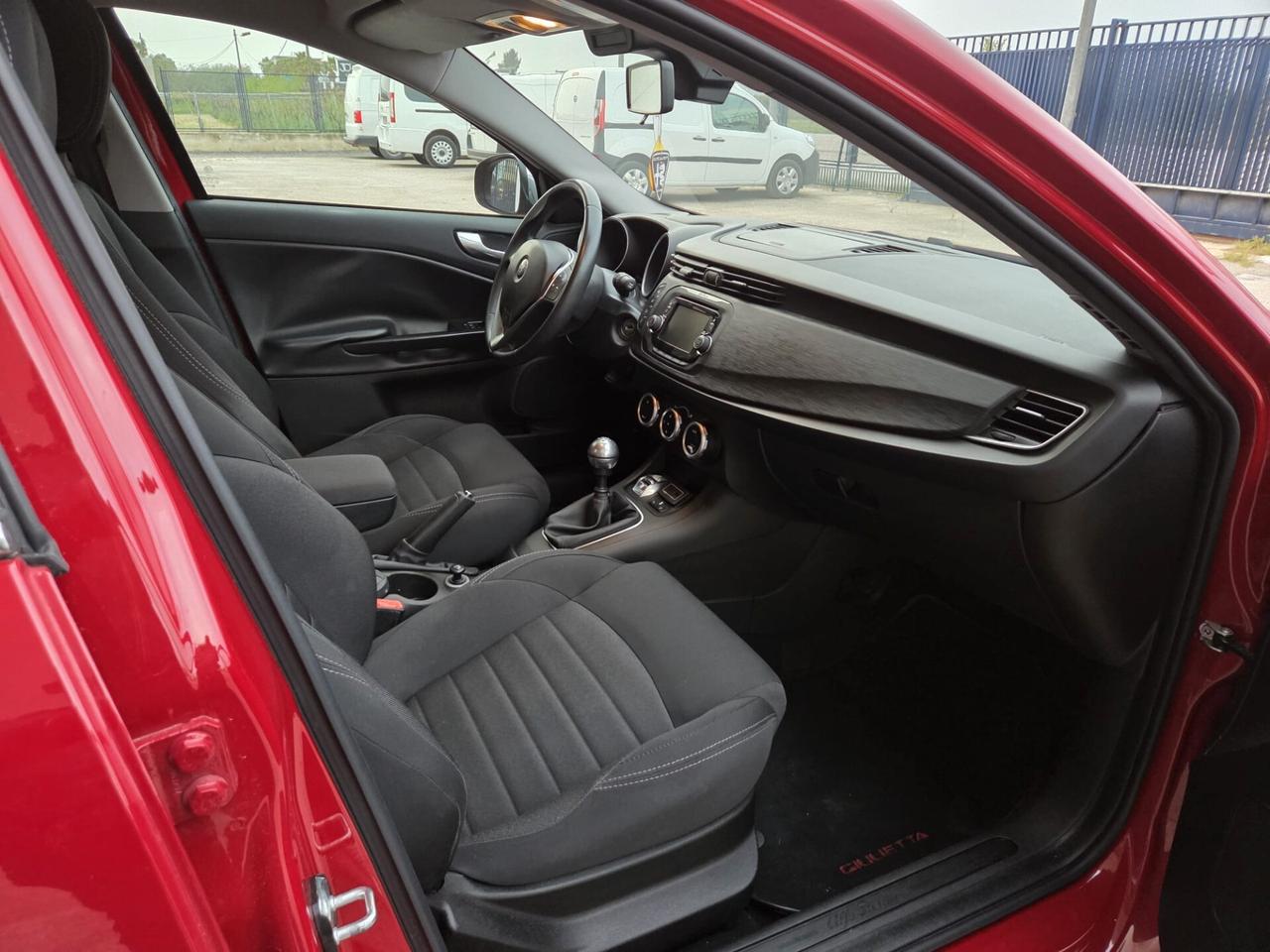 Alfa Romeo Giulietta 1.6 JTDm-2 120 CV Distinctive