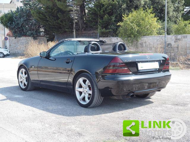 MERCEDES-BENZ SLK 200 136 cv