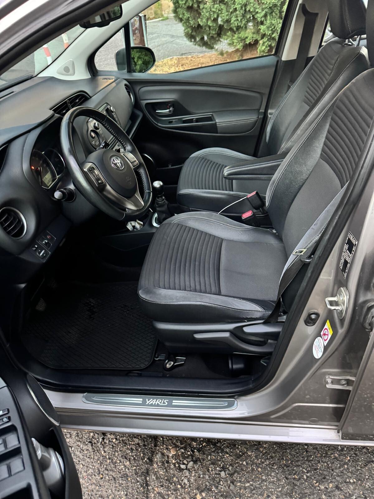 Toyota Yaris 1.4 D-4D 5 porte Active