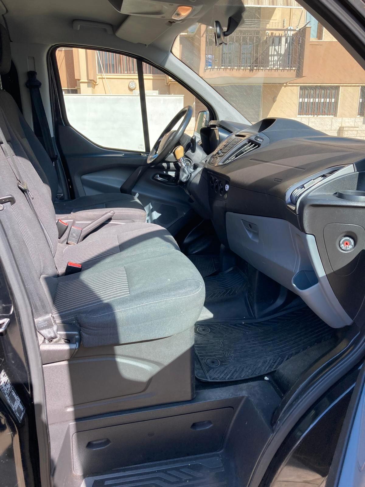 Ford Transit Custom Trasporto Persone 9 POSTI