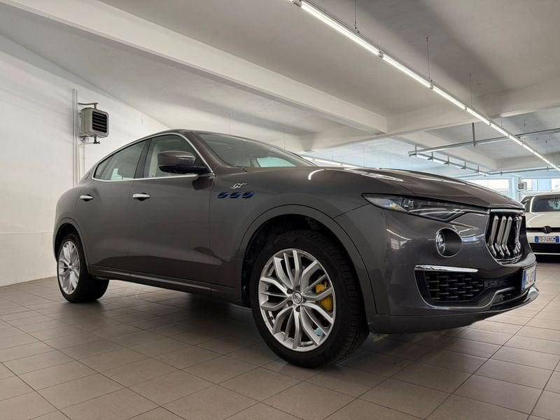 Maserati Levante 330 CV MHEV GT INTERNI BIANCHI