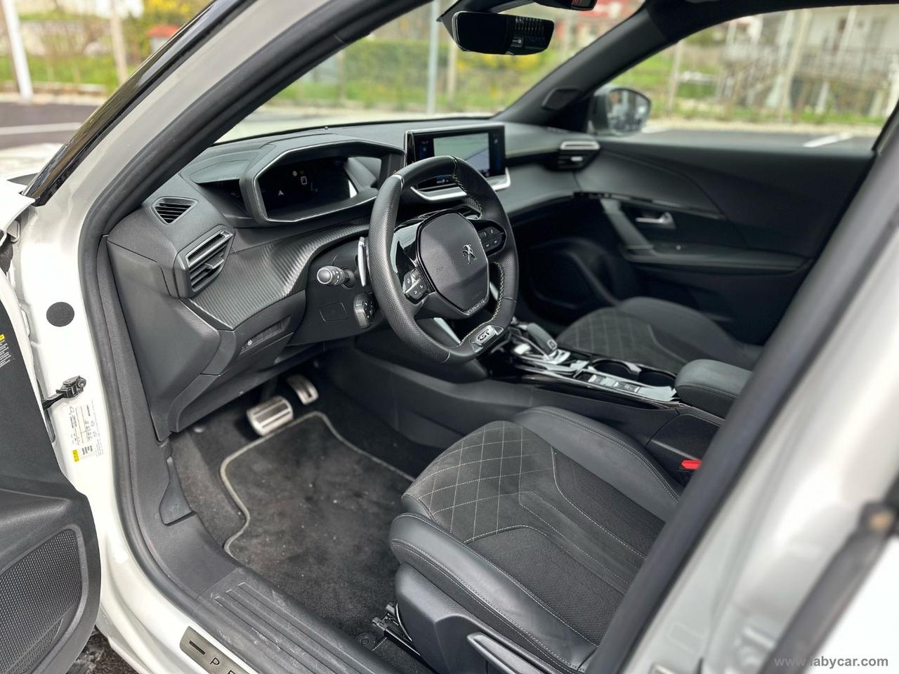 PEUGEOT 2008 PureTech 155 S&S EAT8 GT Pack